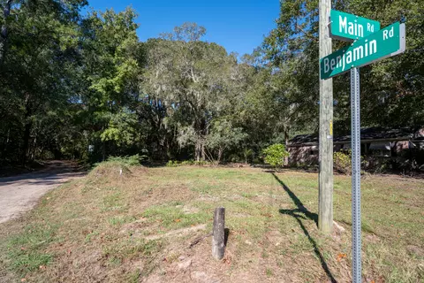 1214 Main Rd, Johns Island, SC 29455