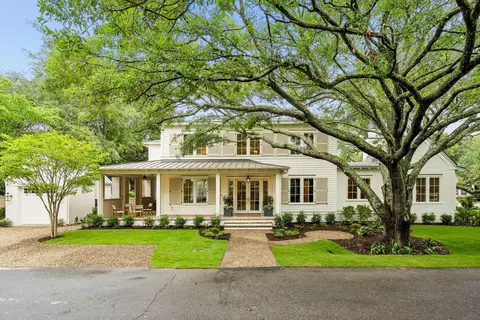 1323 Wayne St, Mount Pleasant, SC 29464