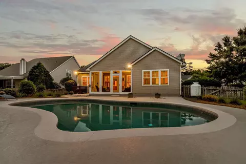 121 Thousand Oaks Ct, Summerville, SC 29485