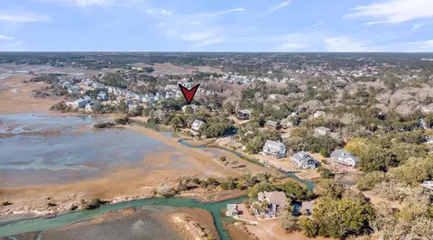 1527 Macoma Dr, Mount Pleasant, SC 29466