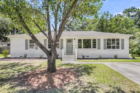 1132 Crull Dr, Charleston, SC 29407