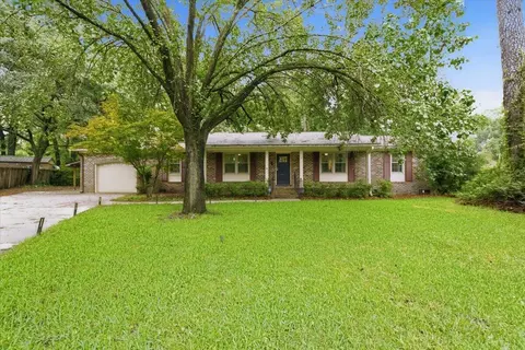7 Andrea Ct, Hanahan, SC 29410