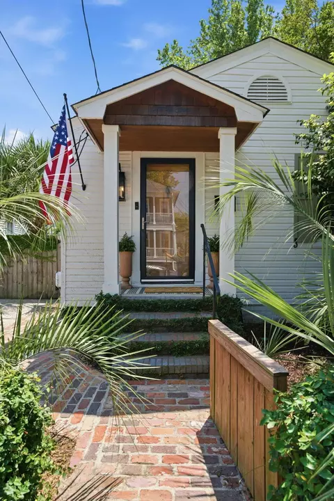 35 Moultrie St, Charleston, SC 29403