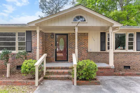 1136 Lakeshore Dr, Orangeburg, SC 29115