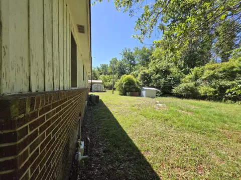Exterior - 281 George St, Bamberg, SC 29003 photo 17 of 20
