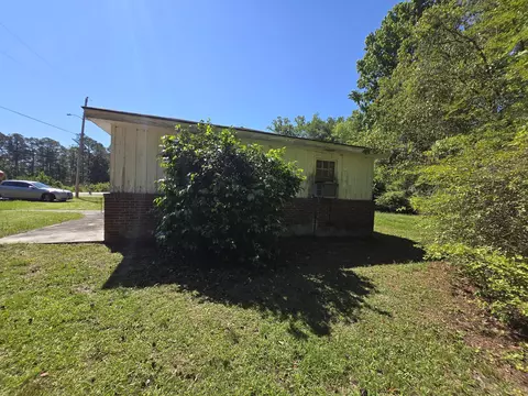 Exterior - 281 George St, Bamberg, SC 29003 photo 16 of 20