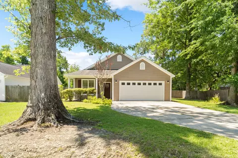 1940 Gasque St, Johns Island, SC 29455