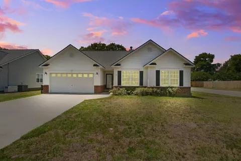 7868 High Maple Cir, North Charleston, SC 29418