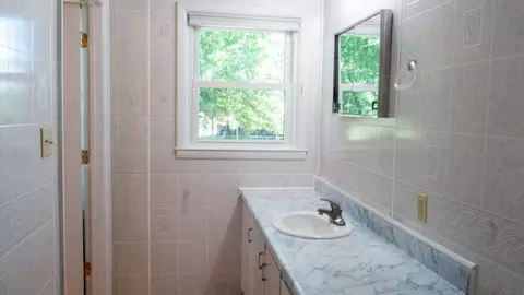 Bath - 3758 Altman Rd, Hampton, SC 29924 photo 2 of 3