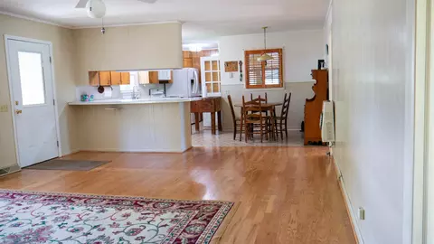 Living - 3758 Altman Rd, Hampton, SC 29924 photo 3 of 6