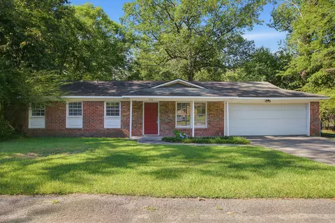 210 Elliott Dr, Ladson, SC 29456