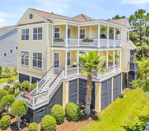 2282 Sandy Point Ln, Mount Pleasant, SC 29466