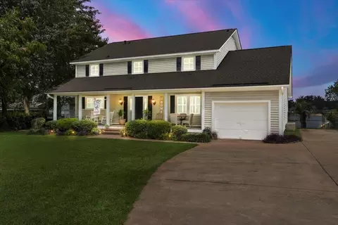 1172 Striper Dr, Manning, SC 29102