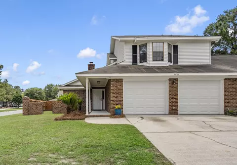 7611 Valleyview Cir, North Charleston, SC 29418