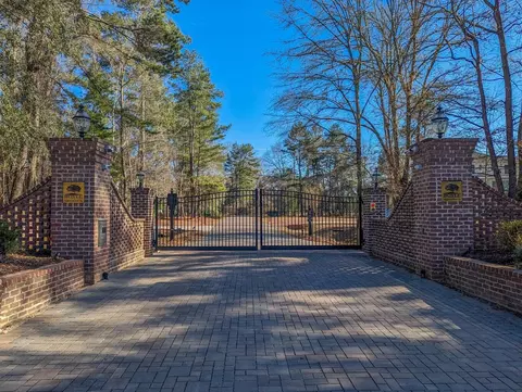 102 Dirocco Ln, Summerville, SC 29485