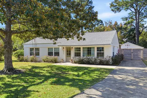 311 Lamont Rd, Charleston, SC 29407