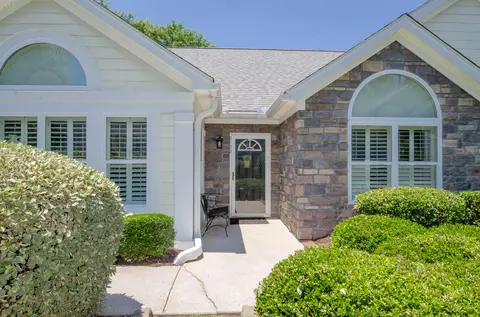 8800 Dorchester Rd #2102, North Charleston, SC 29420