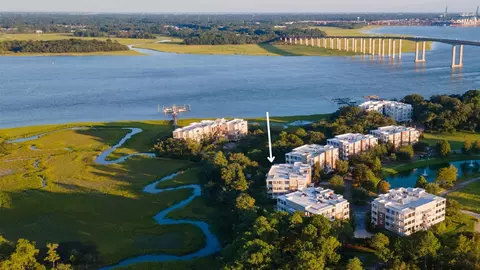 136 Fairbanks Oak Aly UNIT 4B, Daniel Island, SC 29492