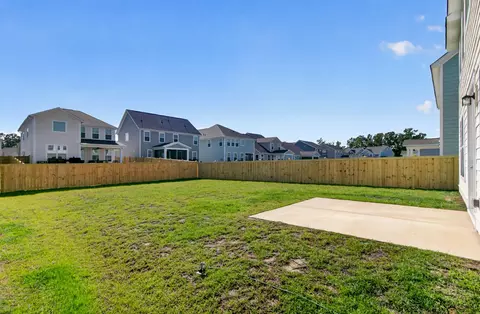 Exterior - 490 Eagleview Dr, Moncks Corner, SC 29461 photo 2 of 7