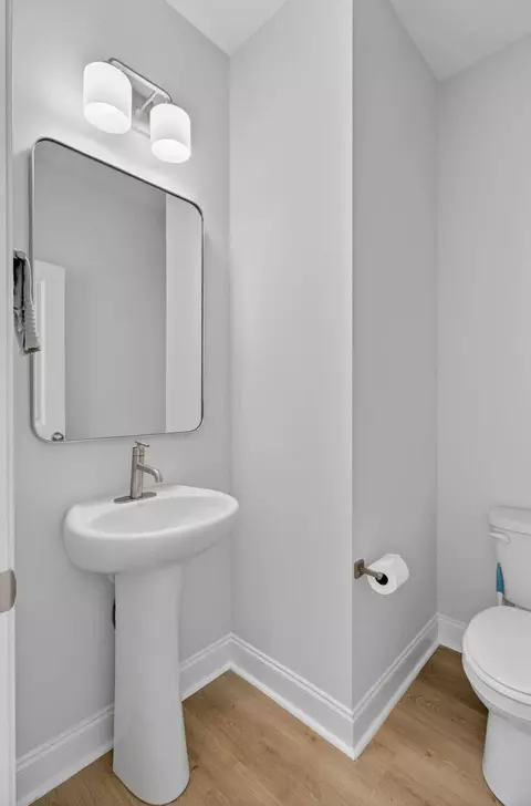 Bath - 490 Eagleview Dr, Moncks Corner, SC 29461 photo 1 of 5