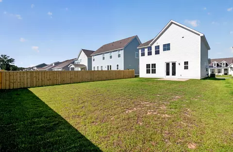 Exterior - 490 Eagleview Dr, Moncks Corner, SC 29461 photo 3 of 7