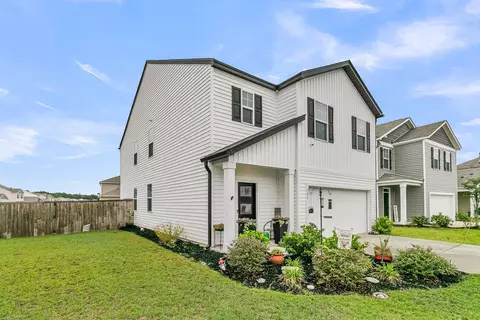 301 Black Birch Dr, Summerville, SC 29486
