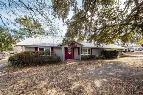 138 Pineridge Rd, Eutawville, SC 29048