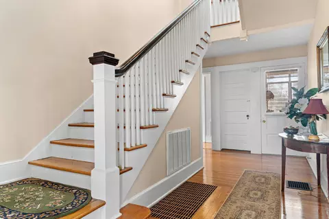Entry Way - 302 N First St, Cameron, SC 29030 photo 4 of 9