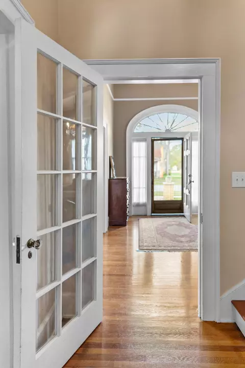Entry Way - 302 N First St, Cameron, SC 29030 photo 3 of 9