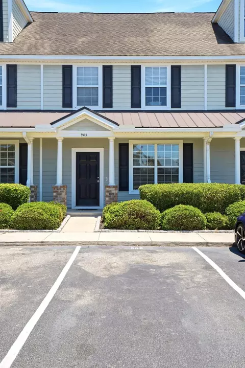 905 Hemingway Cir, Summerville, SC 29483