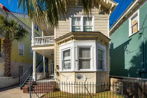 208 Calhoun St, Charleston, SC 29401