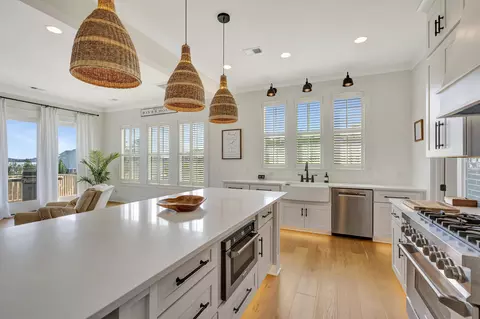 Kitchen - 1026 Jervey Point Rd, Wando, SC 29492 photo 5 of 6