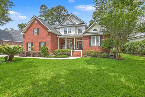 8815 E Fairway Woods Cir, North Charleston, SC 29420