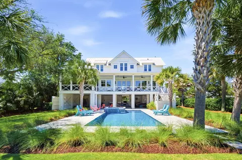 2268 Atlantic Ave, Sullivans Island, SC 29482