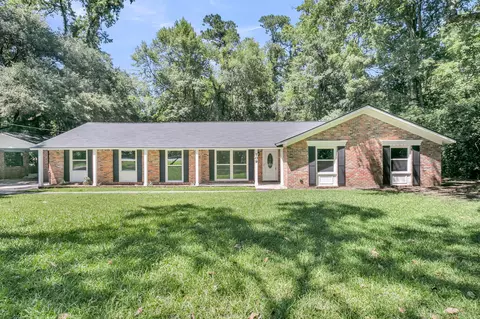 109 Halcyon Rd, Summerville, SC 29483