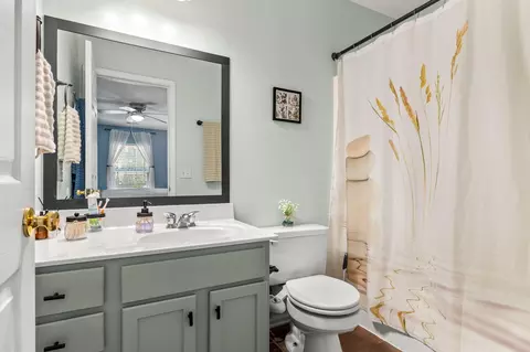 Bath - 226 Emerald Isle Dr, Moncks Corner, SC 29461 photo 2 of 3