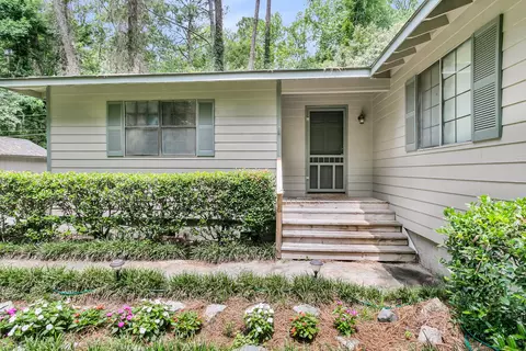 360 W Smith St, Summerville, SC 29485