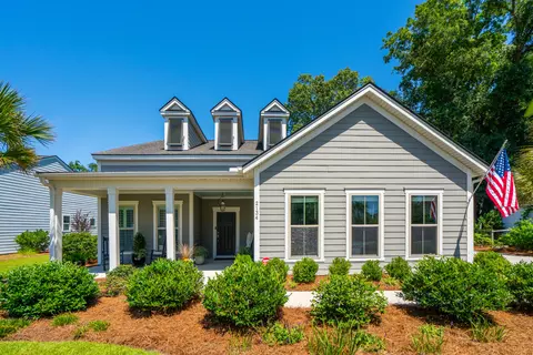 2134 Saint Johns Woods Pkwy, Johns Island, SC 29455