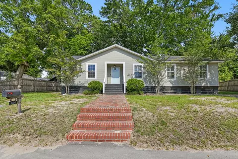 1006 Fiall St, Charleston, SC 29407