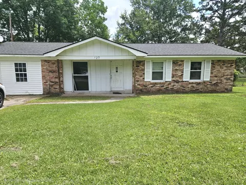 120 Clarine Dr, Goose Creek, SC 29445