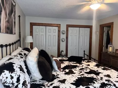 Bedroom - 40 W Rigby St, Manning, SC 29102 photo 9 of 15