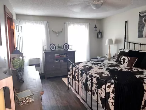Bedroom - 40 W Rigby St, Manning, SC 29102 photo 10 of 15