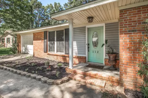 112 Bristow Dr, Summerville, SC 29483