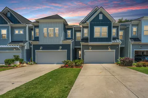 3044 Emma Ln, Mount Pleasant, SC 29466