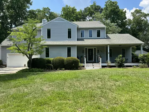 354 Molasses Ln, Mount Pleasant, SC 29464