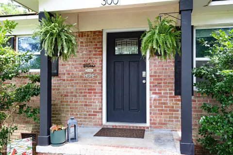 300 W End Dr, Moncks Corner, SC 29461