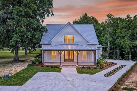 541 Oak Lawn Rd, Georgetown, SC 29440