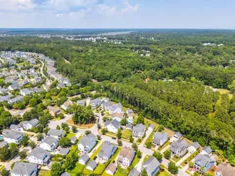 View/Area - 3732 Abercrombie Ct, Mount Pleasant, SC 29466 photo 18 of 21