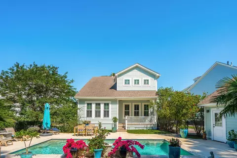 Exterior - 3732 Abercrombie Ct, Mount Pleasant, SC 29466 photo 15 of 24