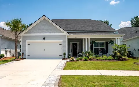 664 Marsh Cove Cir, Summerville, SC 29486